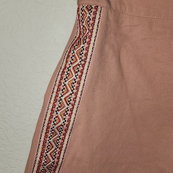 NWOT Doe & Rae Trible Shorts Peach/Tan Color Size Small - Picture 2 of 3